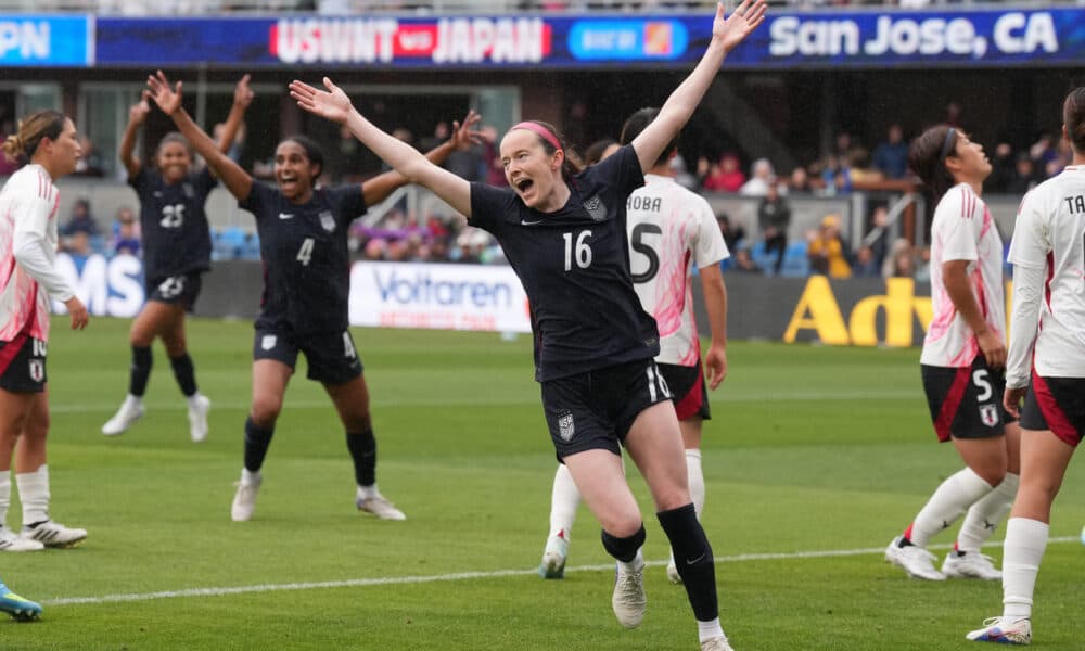 Starting lineup of US veterans beats Japan 2-1