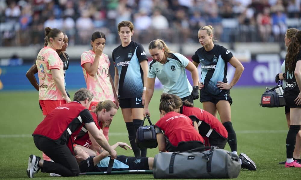 Emily Sonnett underwent surgery, hasn’t traveled with Gotham