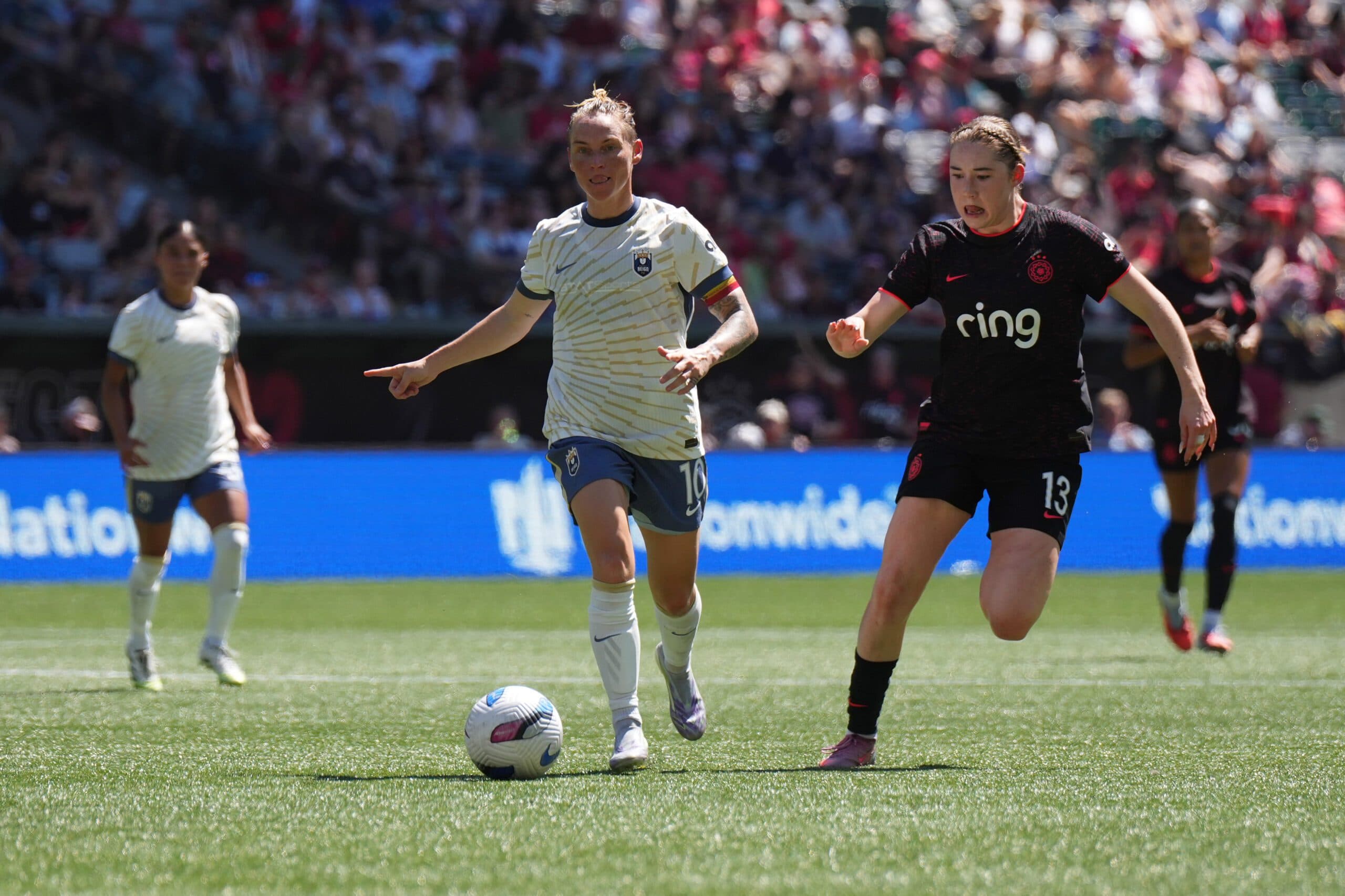 Portland Thorns, Seattle Reign Kick Off NWSL Weekend with Cascadia Rivalry