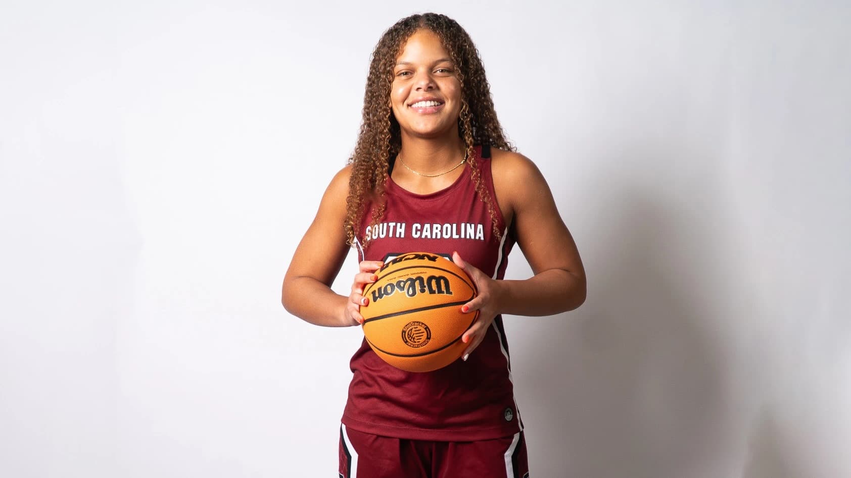 Top Recruit Jerzy Robinson Officially Signs with South Carolina Women’s Basketball