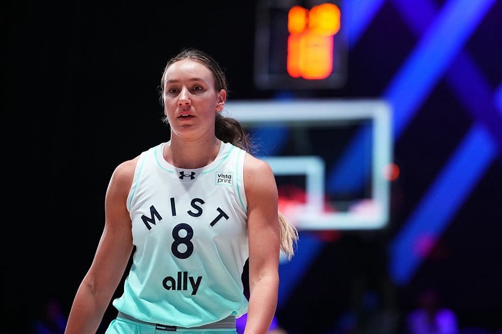 Dallas Wings Star Alanna Smith Commits to Global Offseason League Project B