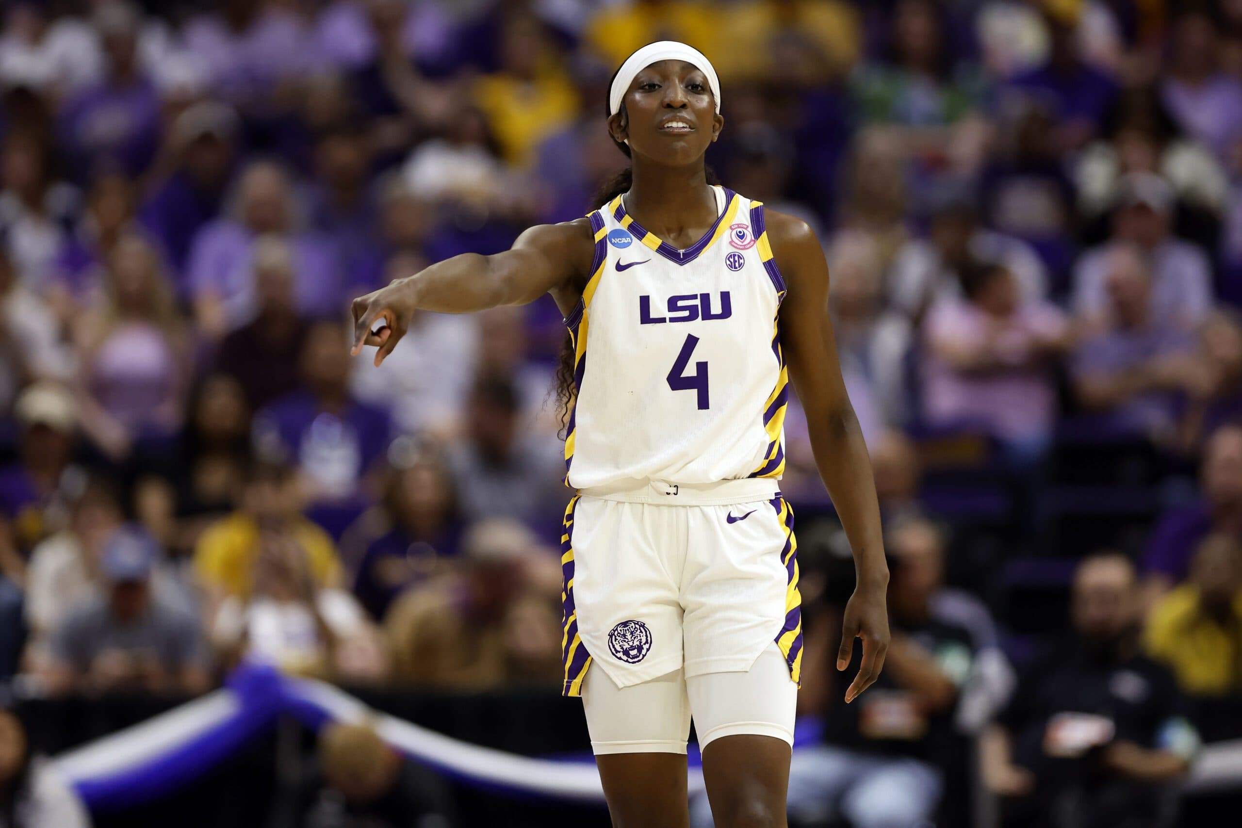 Flau’jae Johnson Invited to 2026 WNBA Draft as LSU Grad’s Stock Rises