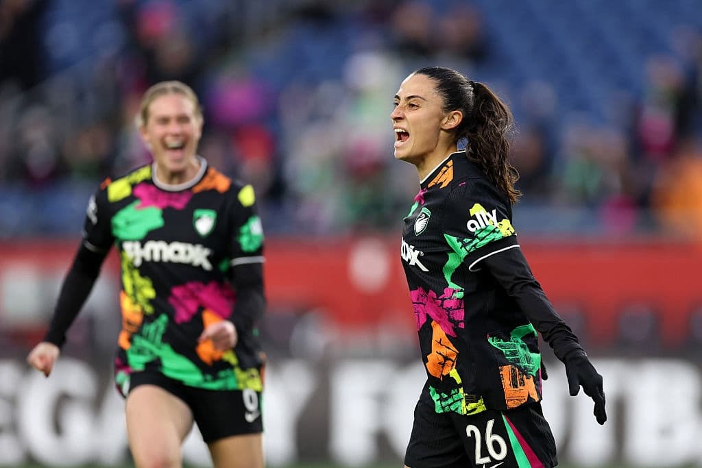 Boston Legacy Takes Historic 1st Point Off North Carolina Courage