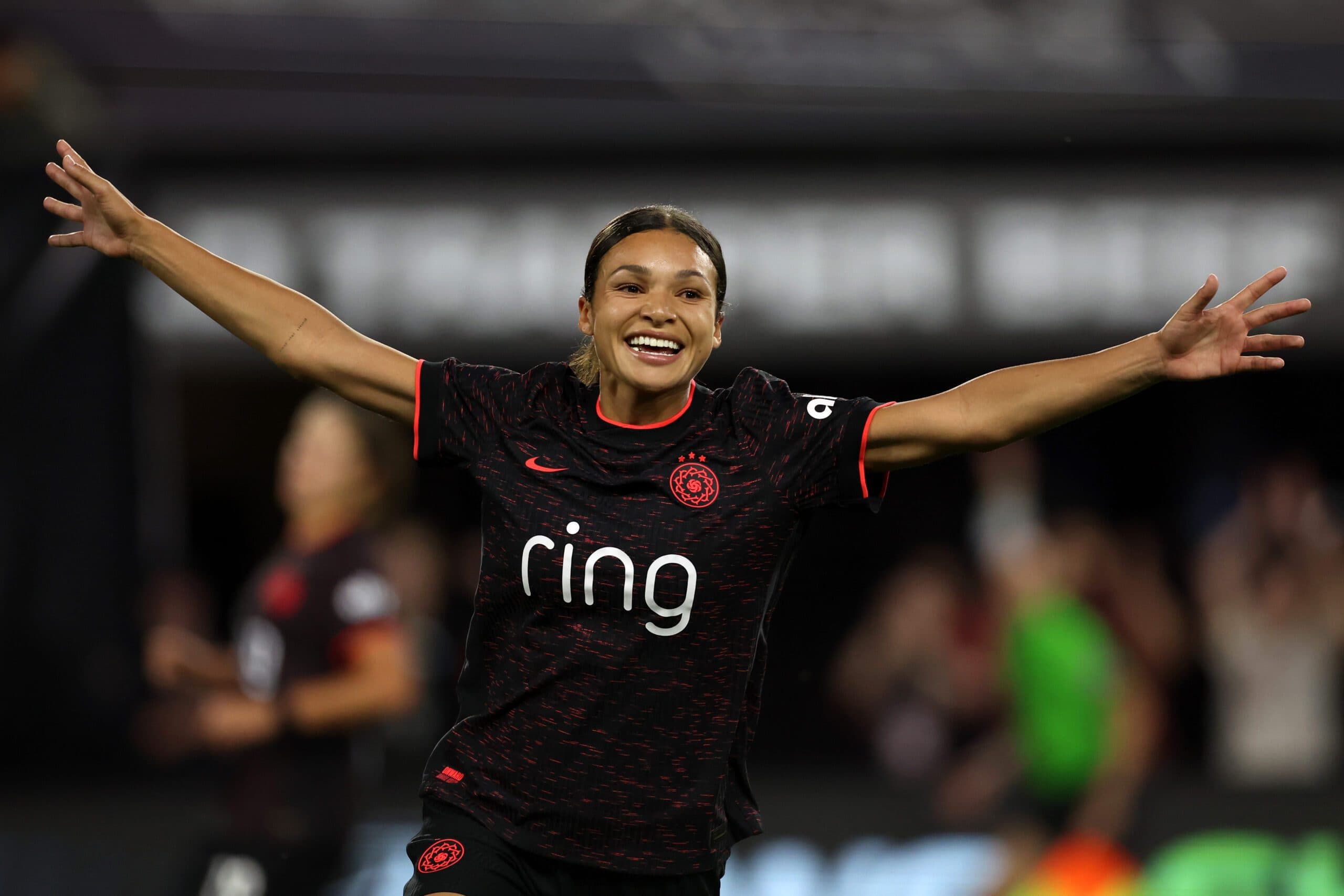 Portland Thorns Beat San Diego Wave to Top the NWSL Standings