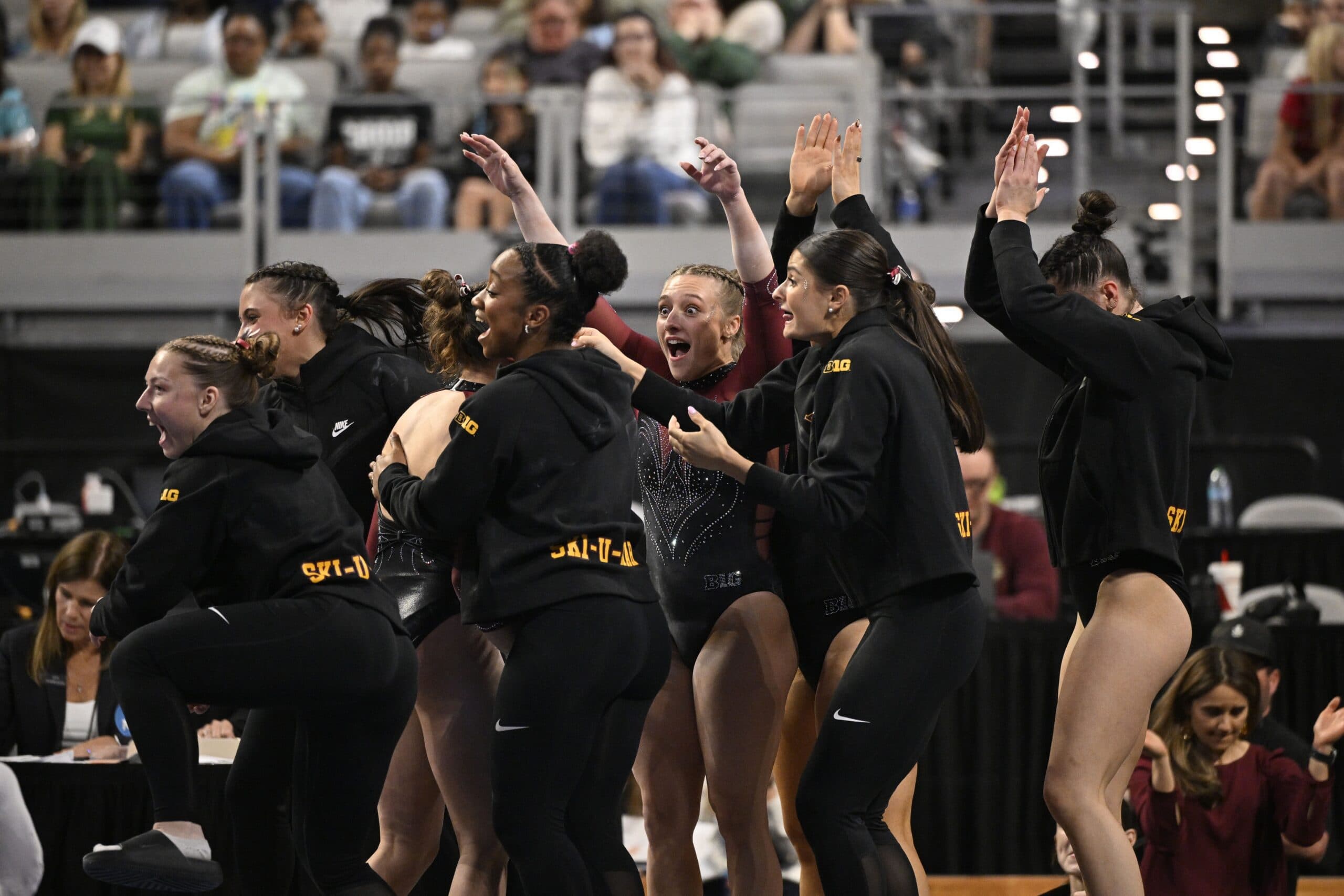 Minnesota Upsets UCLA to Punch 1st-Ever NCAA Gymnastics Final Four Ticket
