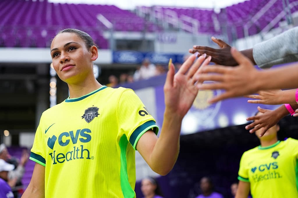 Washington Spirit & San Diego Wave Square Off in Top-Table NWSL Showdown