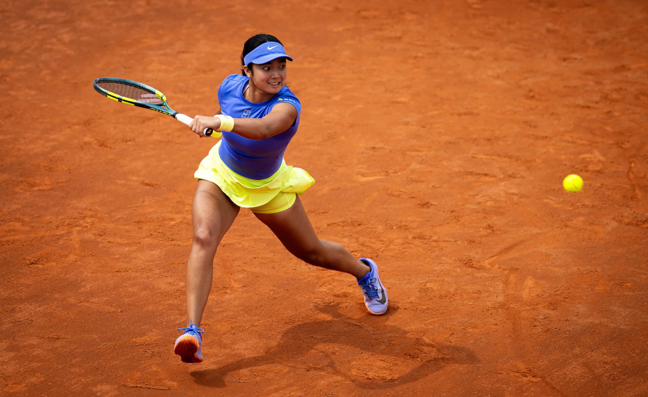 Alexandra Eala Advances to Italian Open 2nd Round After Gritty Win