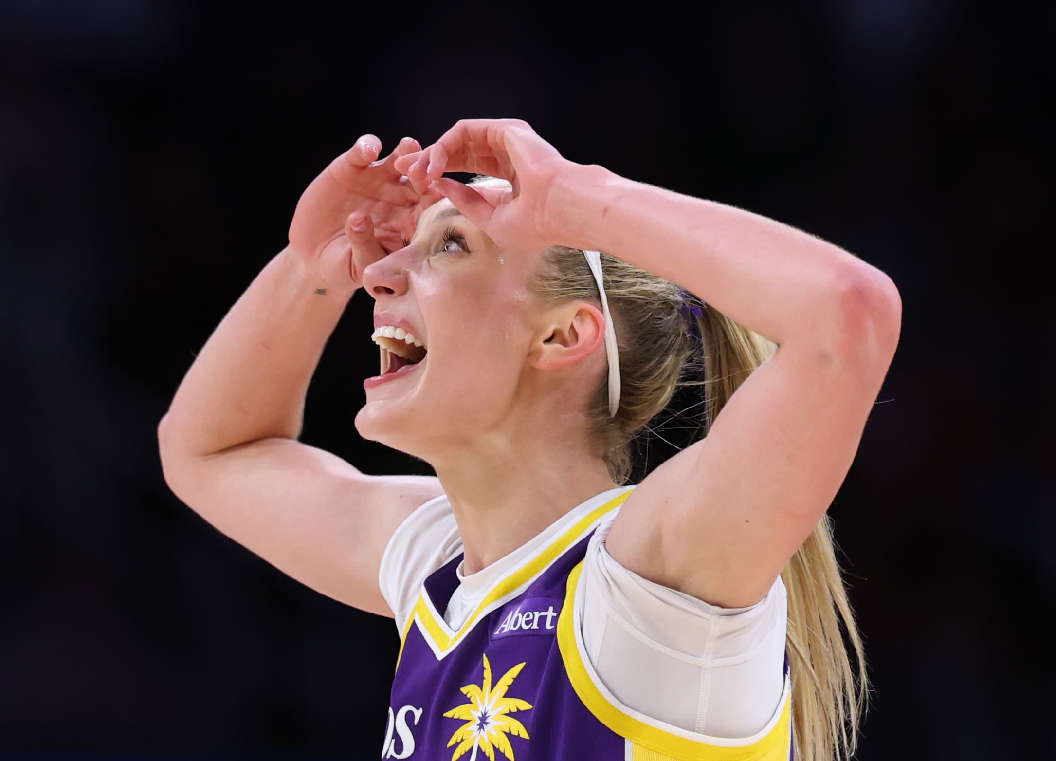 Cameron Brink Dominates the Rim in Sparks vs Fever Defensive Showcase