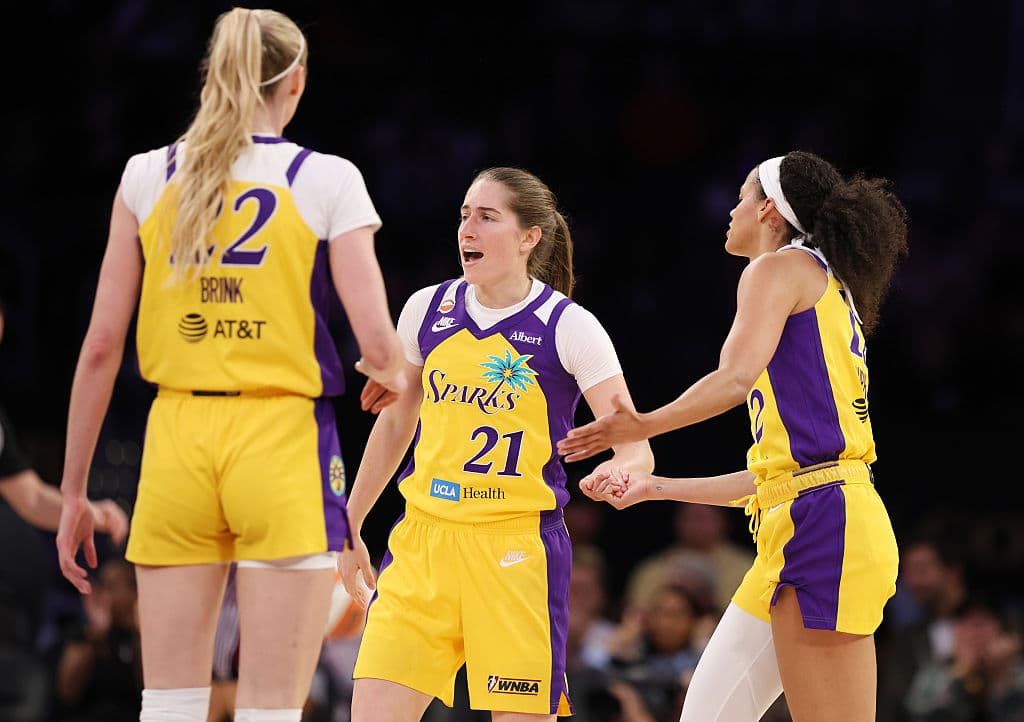 Kate Martin Opens L.A. Sparks Scoring Account on Corner 3-Pointer