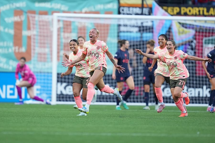 Portland Thorns Top NWSL Standings Ahead of Kansas City Current Clash