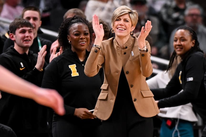 UConn, Iowa Tip Off 2-Year Women’s Basketball Series in November 2026