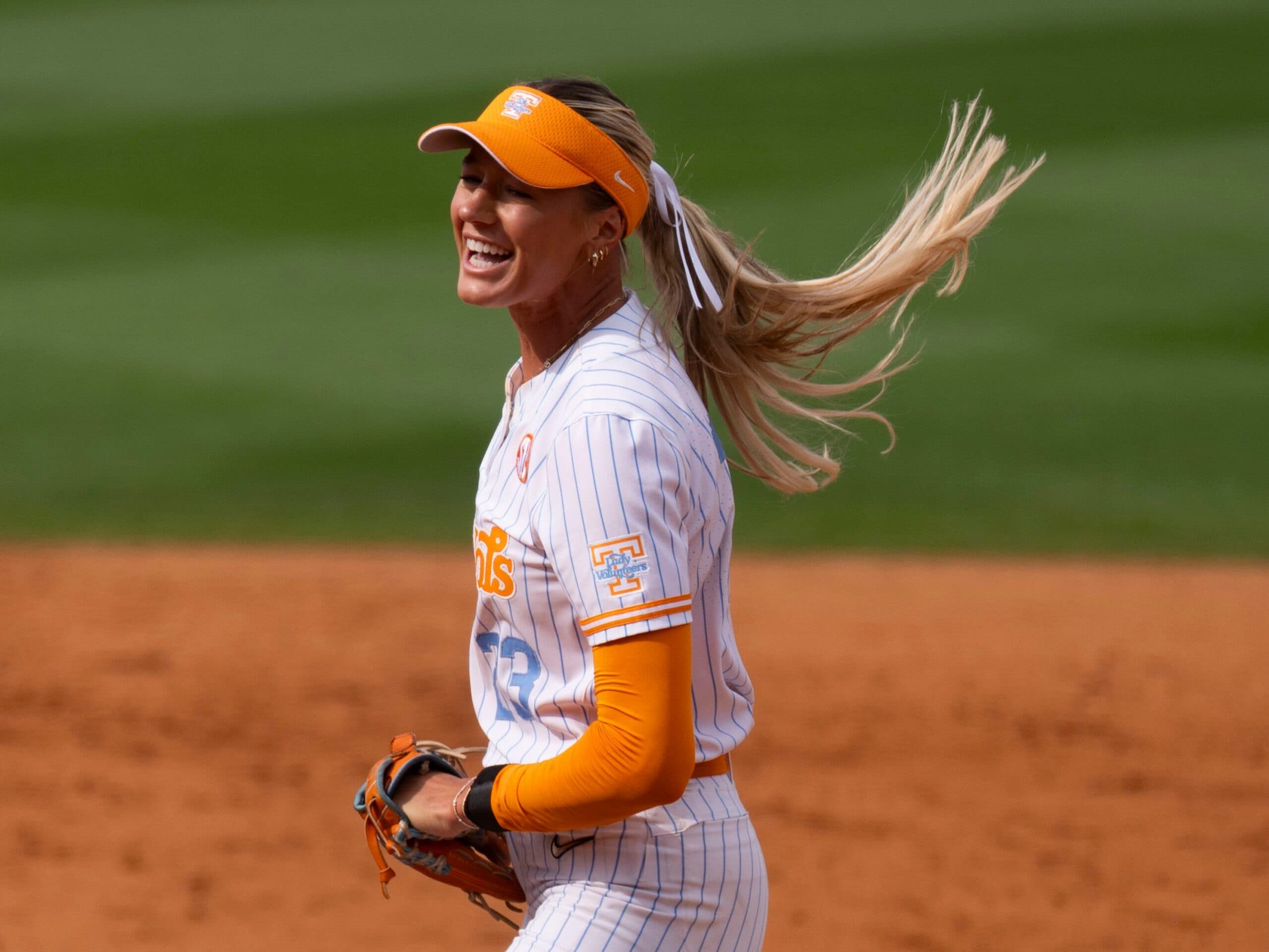 Tennessee Powers Past Georgia in 2026 NCAA Softball Super Regionals