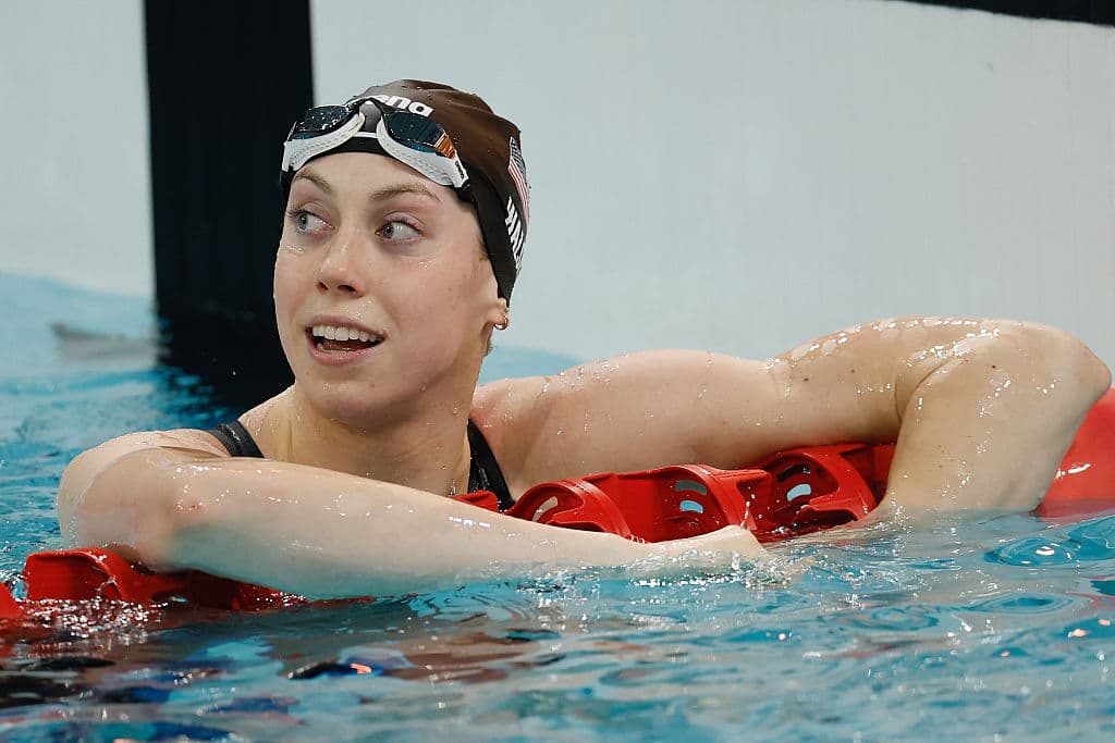 Gretchen Walsh Shatters 50-Meter Freestyle World Record in Rome