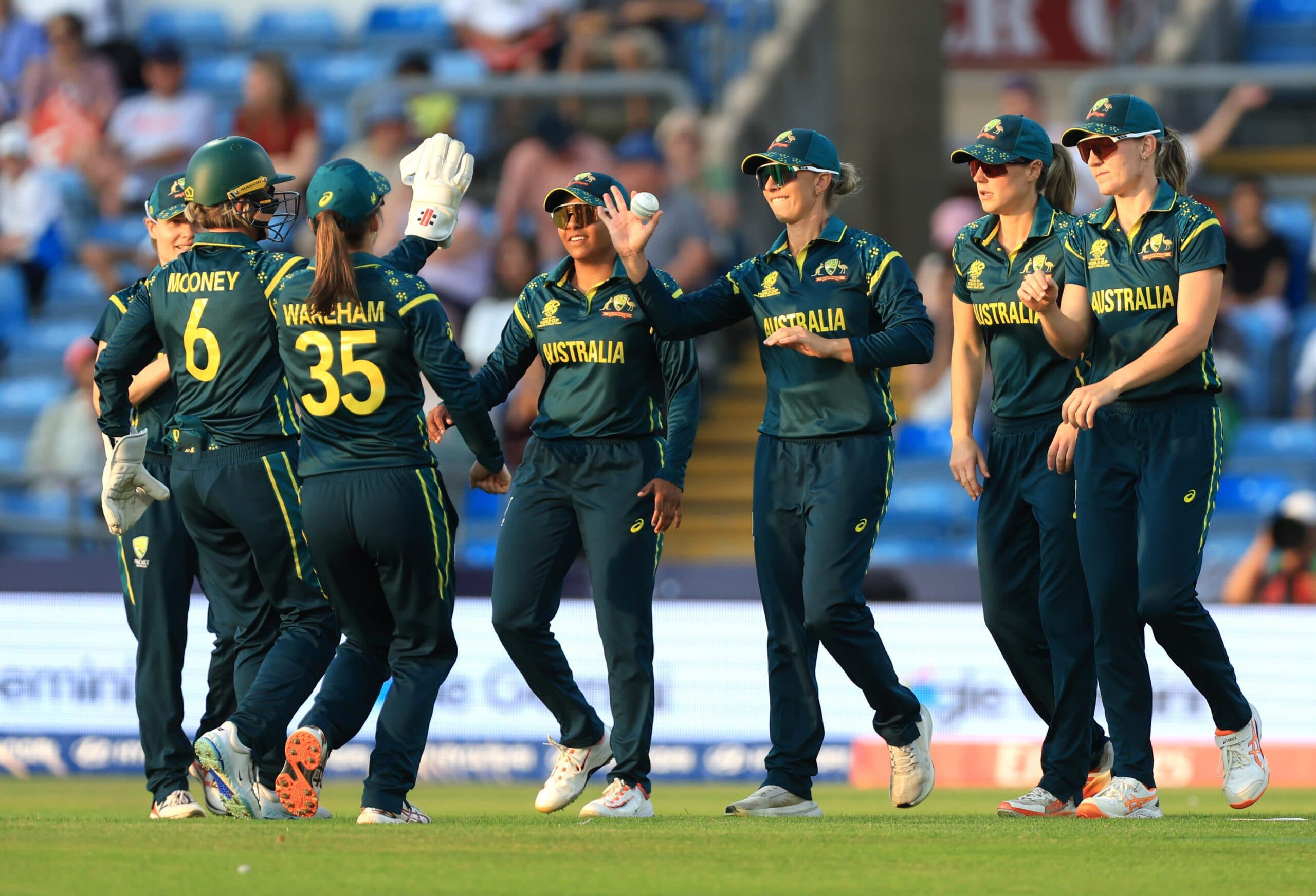 Australia Beats Pakistan by 113 Runs in T20 Women’s World Cup