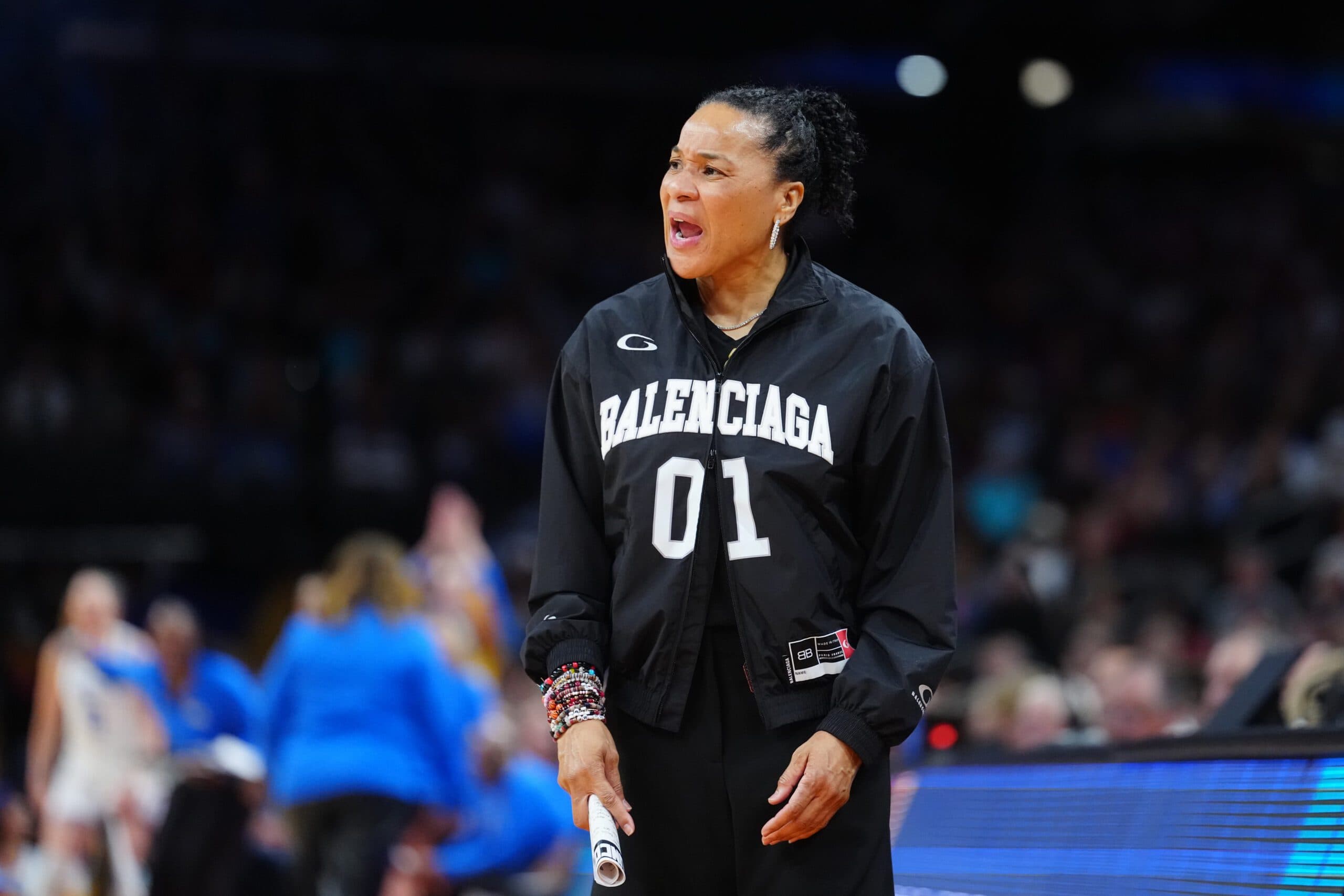 Dawn Staley and South Carolina Land Star Recruit Oliviyah Edwards