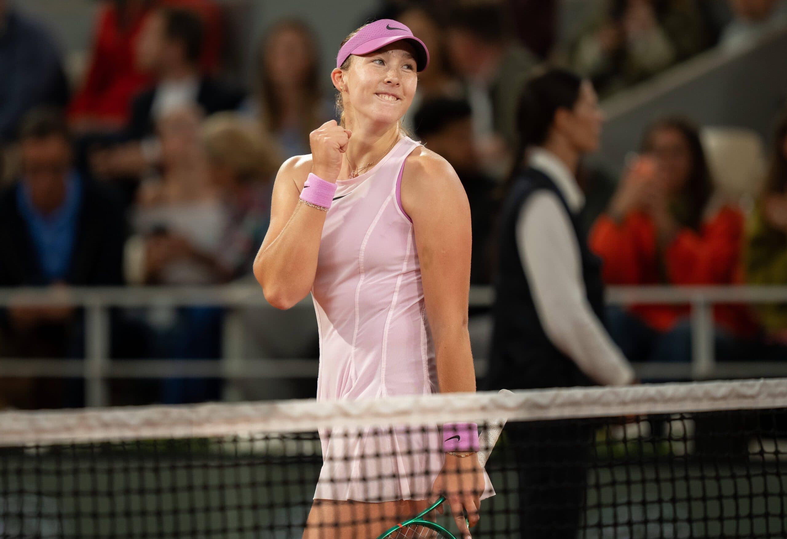 Mirra Andreeva Beats Sorana Cîrstea to Reach Roland Garros Semifinals