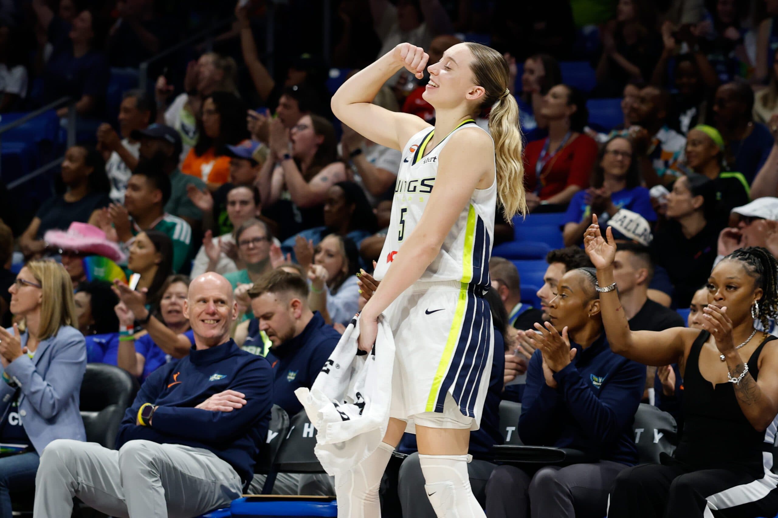 Paige Bueckers Scores Season-High 31 as Dallas Wings Beat Phoenix Mercury