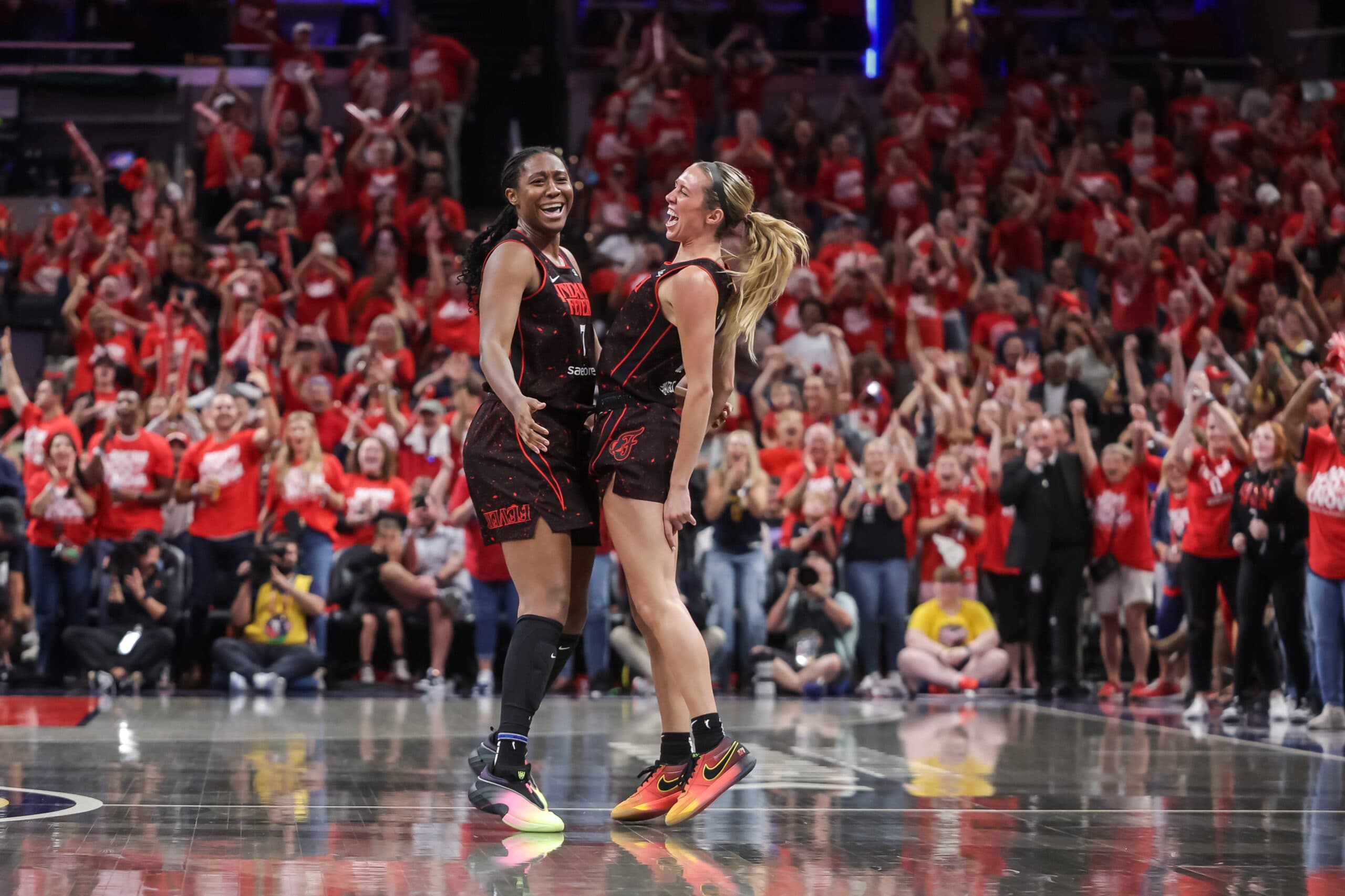 Lexie Hull, Aliyah Boston Pack 5,000 Indiana Youth Care Packages During WNBA Break