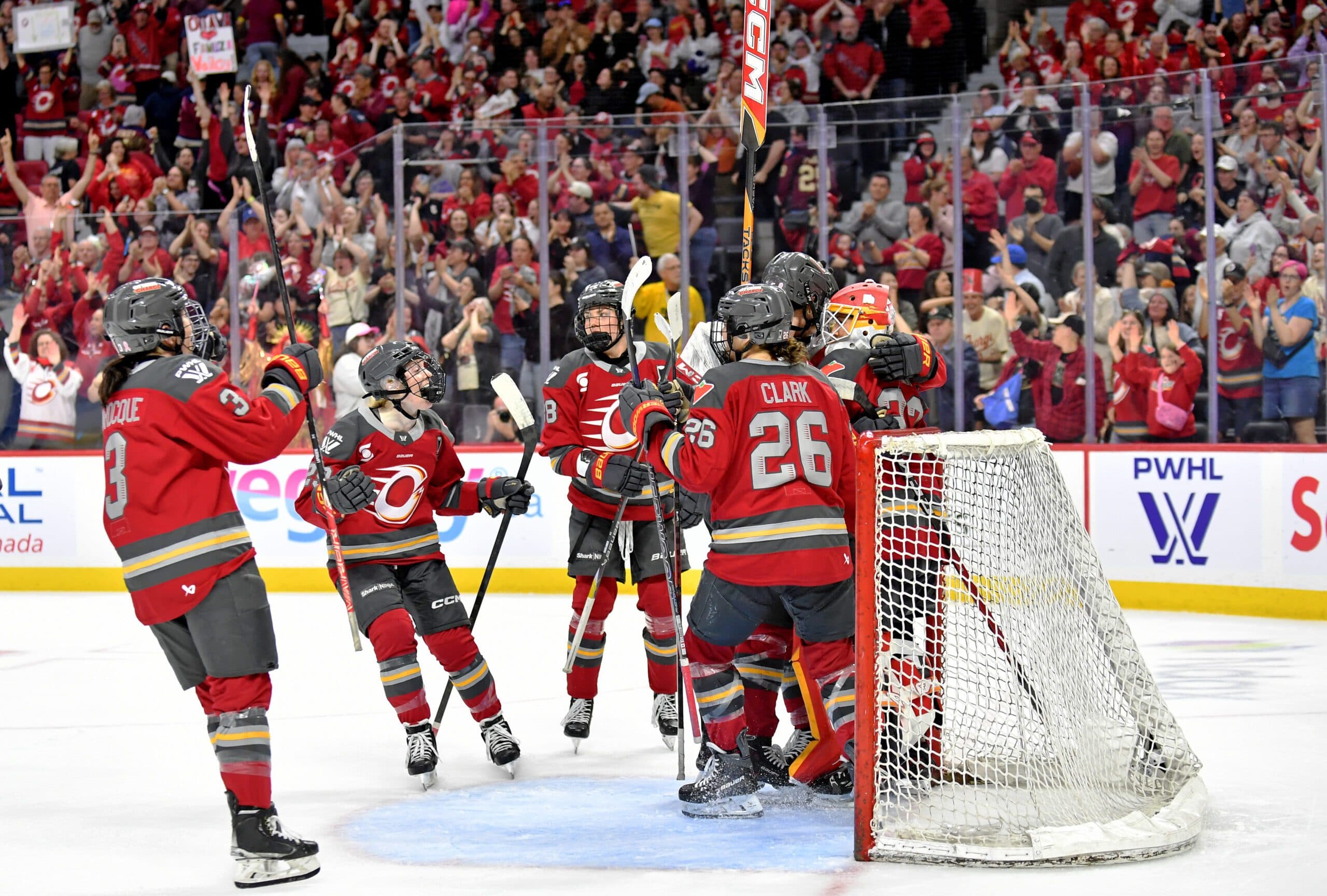 Ottawa Charge Finalizes Canadian Tire Centre Move for 2026/27 PWHL Season