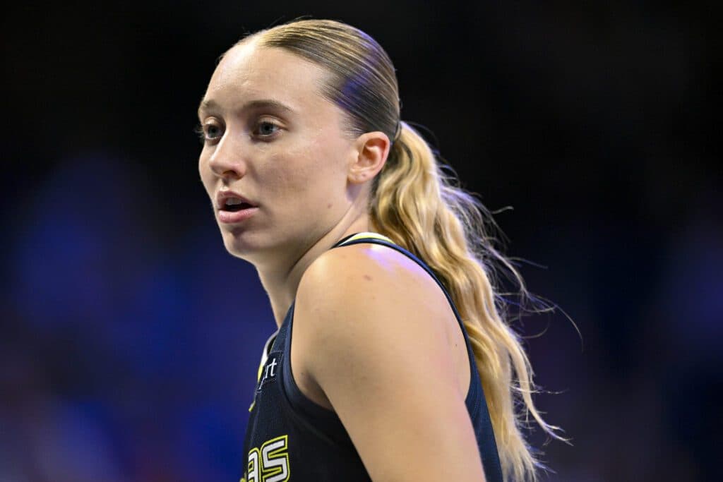 Paige Bueckers Sits Out OT Dallas Wings Loss After Head Injury Scare