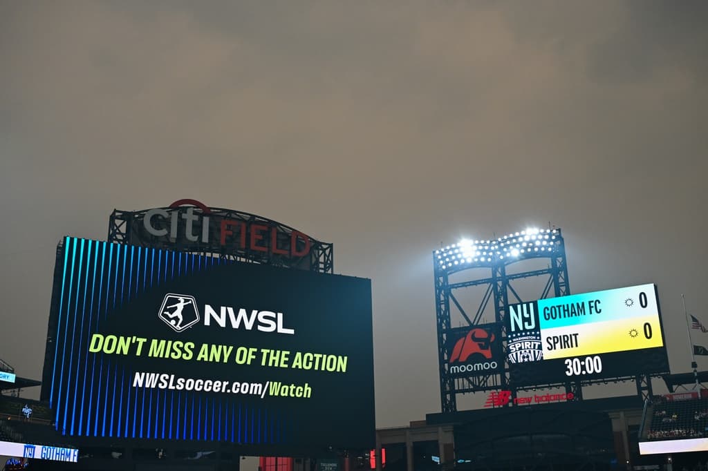 Wildfire Smoke, Hydration Breaks Overshadow Gotham’s Queens Classic Win