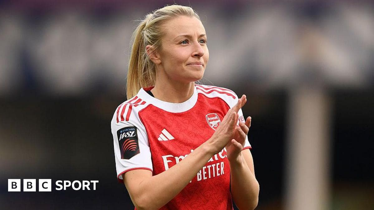 England captain Williamson signs new Arsenal deal