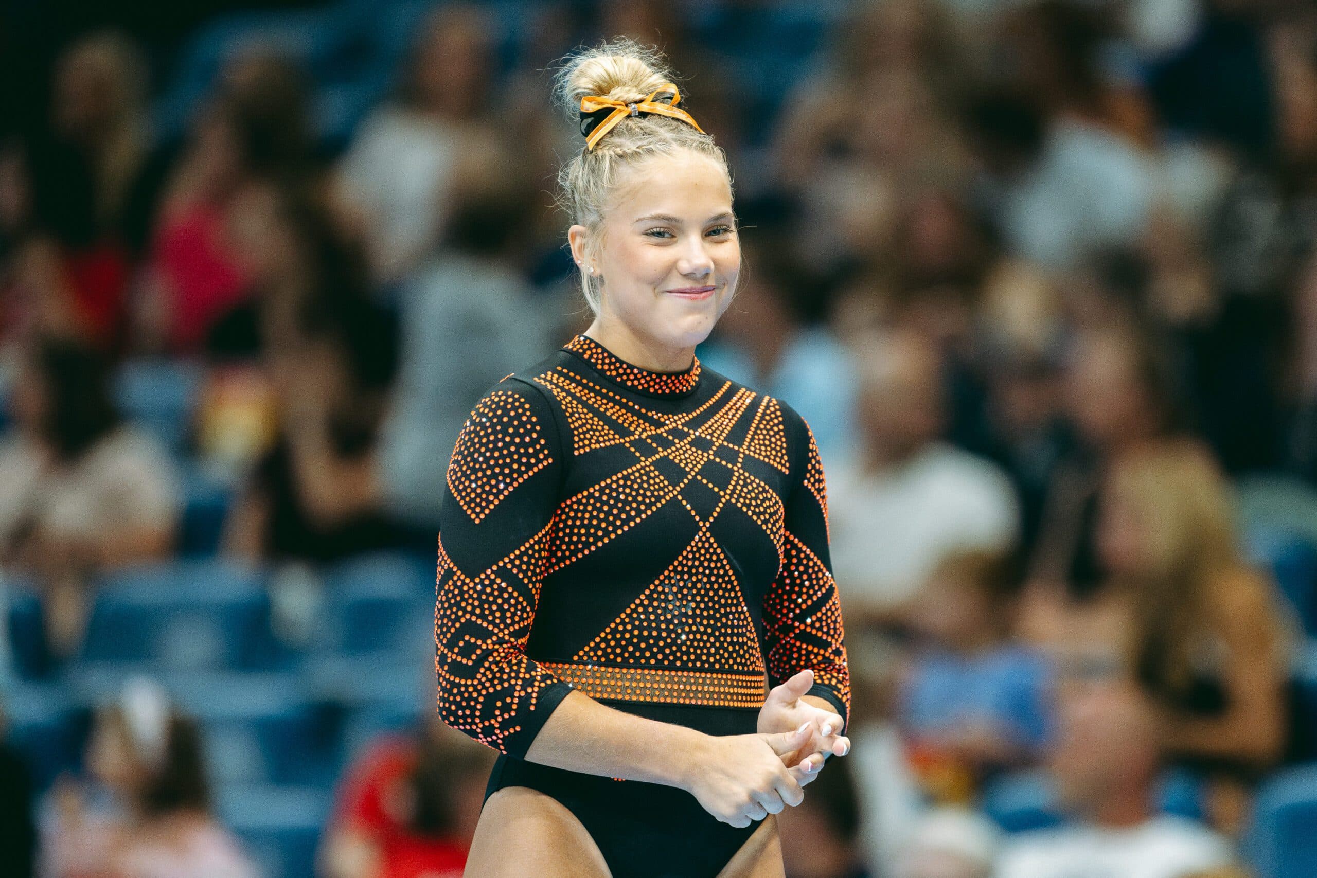 Reese Esponda Stuns Jade Carey at 2026 U.S. Classic as Katelyn Ohashi Falls Short